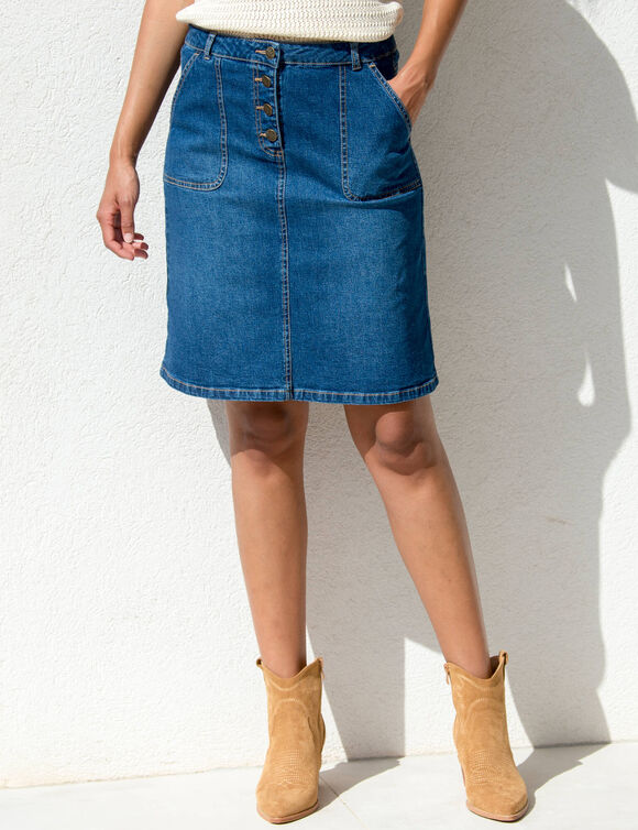 Jupe trapèze en jean, boutonnée (stone used) Jupe trapèze en jean, boutonnée (stone used)